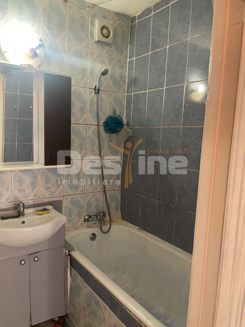APARTAMENT 2 CAMERE DECOMANDAT RENOVAT - Poză 8