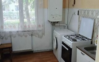 Apartament cu 2 camere decomandate în Nicolina 2, parter - Poză 1