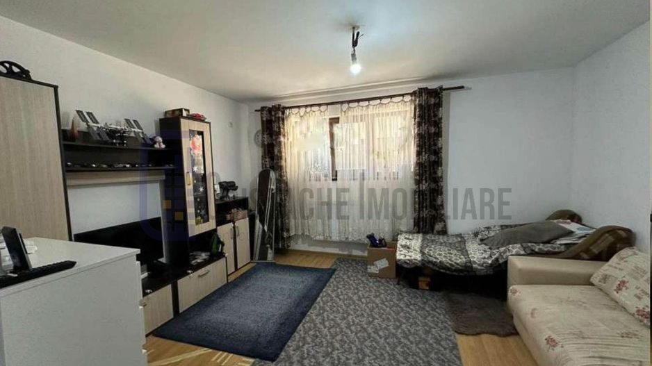 Apartament 2 cam. decomandat, loc parcare, centrala gaz, metrou - Poză 3