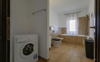 Casă cu 4 dormitoare în Ronaț | 181 mp utili | Garaj | Teren 345 mp - Poză 14