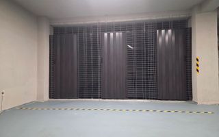 Spatiu subsol 227mp cu parcari subterane si boxe - Poză 9