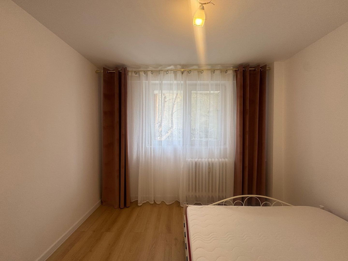 2 CAMERE - DECOMANDAT || TITULESCU- PIATA VICTORIEI - Poză 5