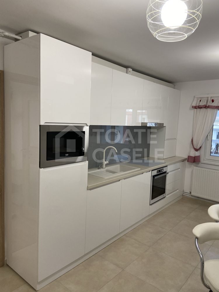 Apartament cu 2 camere, decomandat, zona Interservisan - Poză 1