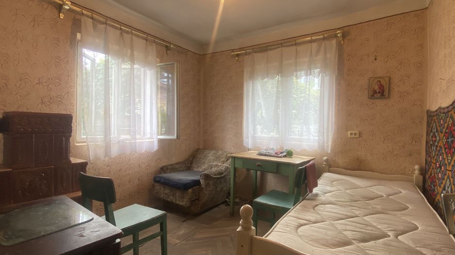 Vanzare casa cu 6 camere in Targoviste - vizavi de Colegiul Carabella - Poză 5