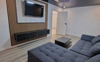 Apartament 3 camere Lipovei parter cu balcon - Poză 1