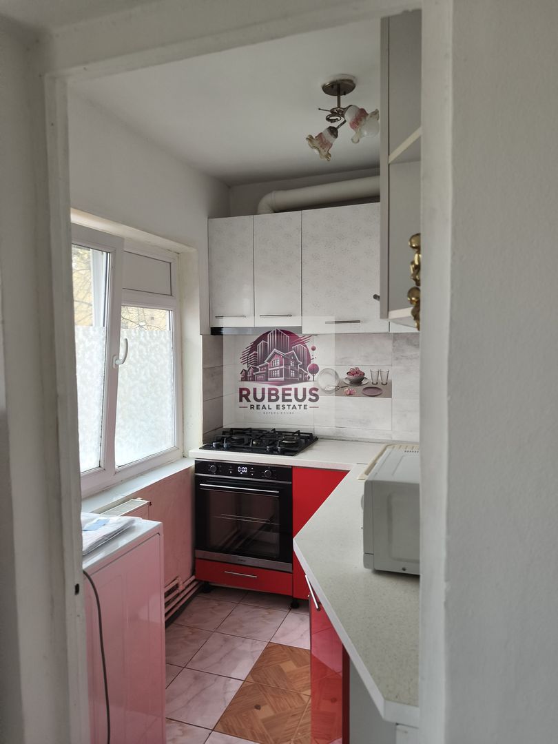 Mic la întreținere, bun la randament: apartament în Orșova - Poză 20