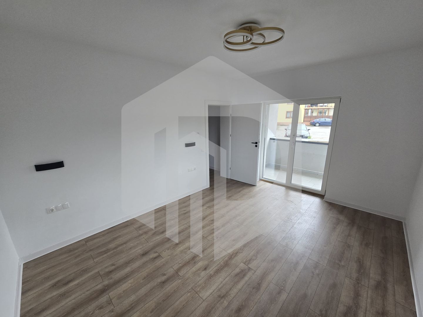 Apartament - 2 Camere - 55 mpu - Gradina 40mp - Vasile Aaron - Poză 4