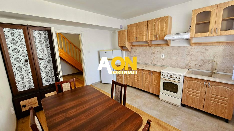 Penthouse pe două niveluri, panouri solare, terasă de 50 mp, boxă - Poză 6