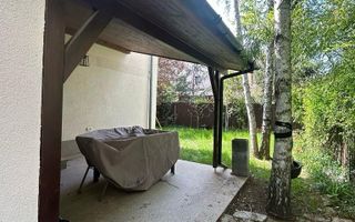 Casa cu 5 camere si garaj - la 100 ml distanta de lacul Grivita - Poză 7