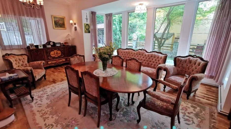 Vila deosebita Sinaia- Cumpatul - Poză 14