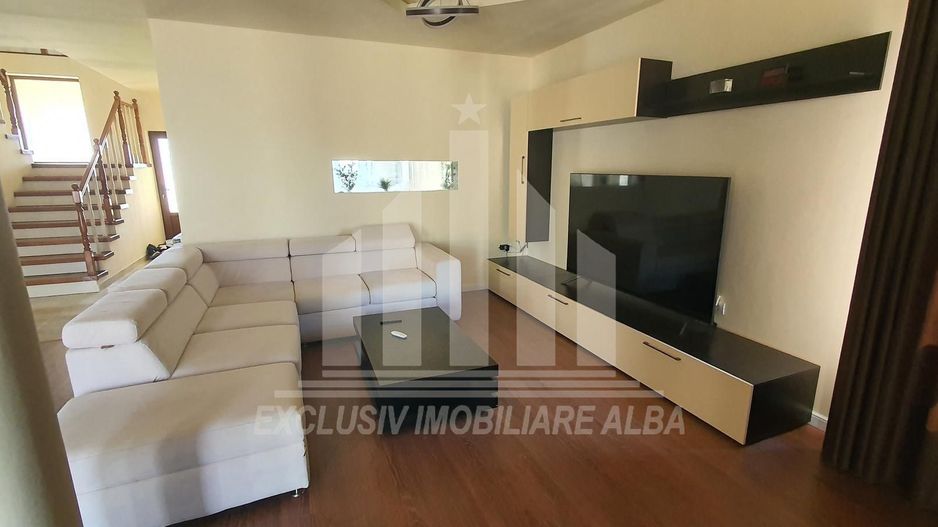 Vila zona exclusivista de vanzare, Cetate - Poză 4