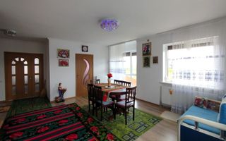 Casă generoasă cu 2 Nivele și confort modern – 10 Ari, Băcioi (sat Frumușica) - Poză 11