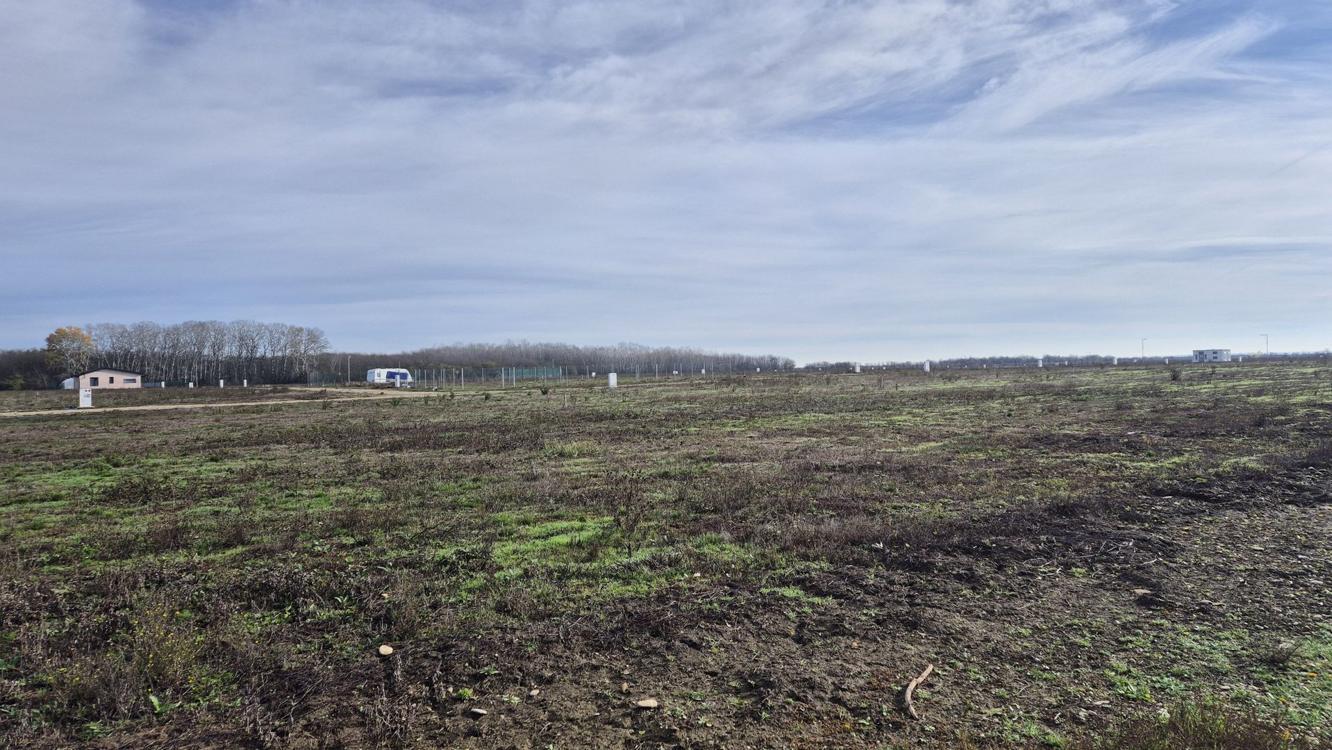 Loturi de teren 638 mp - curent tras la teren - Crevedia - Poză 4