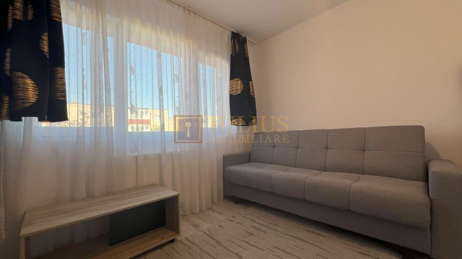 Garsoniera in zona UMT, amenajata modern. - Poză 3