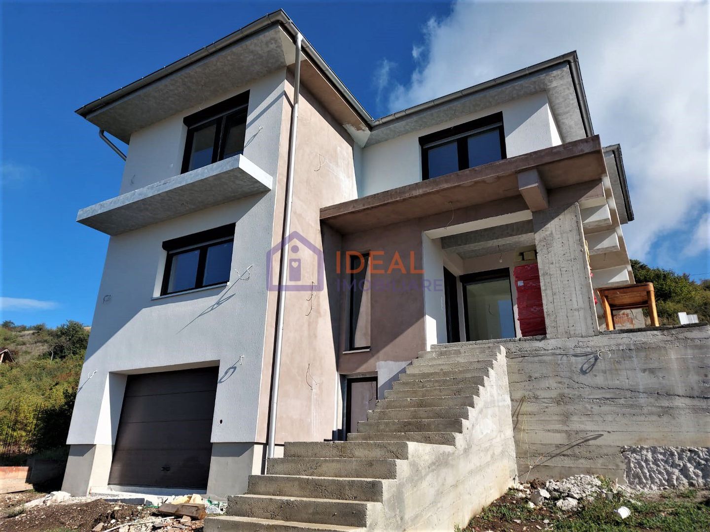 Casa Individuala Moderna cu 4 camere  si garaj, in Sura Mare - Poză 5