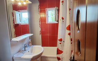 Prima inchiriere! Ap. 2 decomandat, et.2-Podul de Fier -470euro - Poză 8