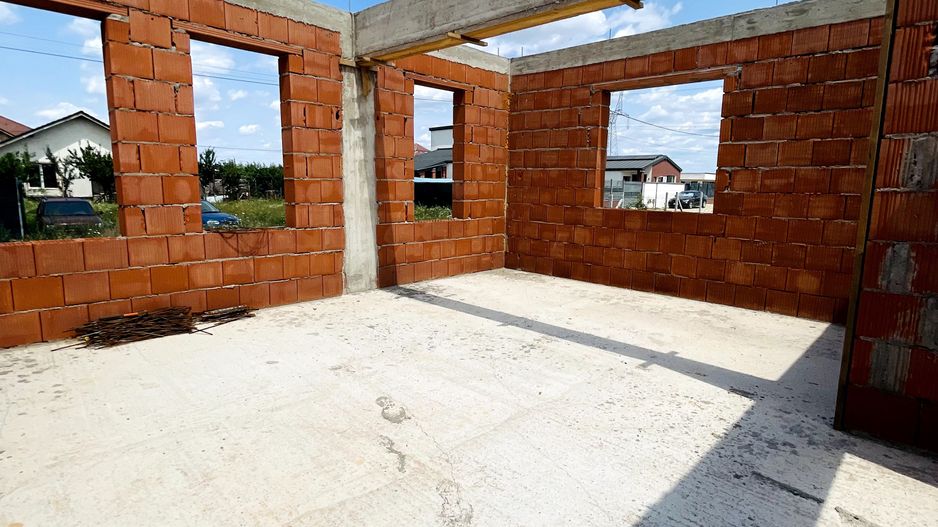 Casă la roșu, plan Parter – 500 mp teren, front 20 ml – Cihei - Poză 7