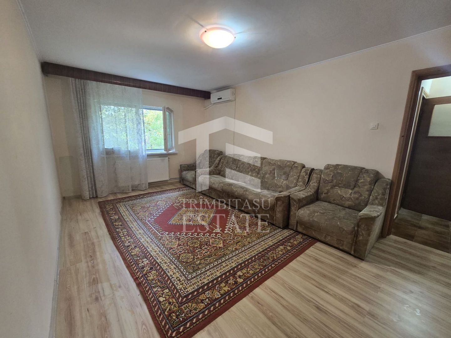 FALEZA NORD- Apartament 3 camere de vanzare. - Poză 2