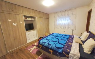 Casa pt 2 familii sau pt. clinica medicala, 8 camere, 486 mp teren - Poză 8