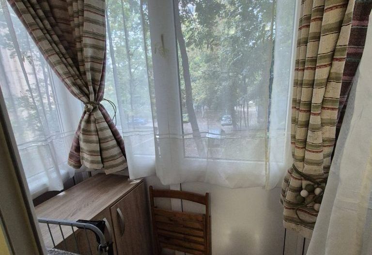 Cameră de inchiriat într-un apartament 2 camere, 3 min metrou Raul Doamnei - Poză 9
