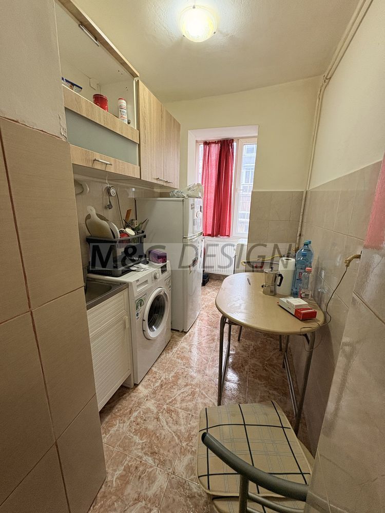 1 camera Blasovici etaj 1 - Poză 4