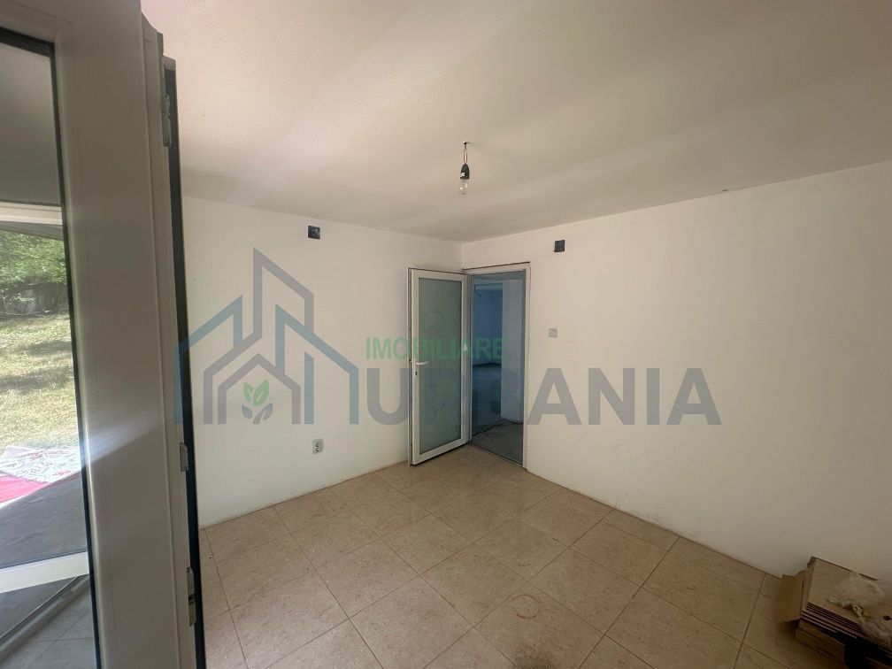 Casă P+M cu 2.400 mp teren intravilan, două deschideri la stradă – Tătăruși, Iași - Poză 7