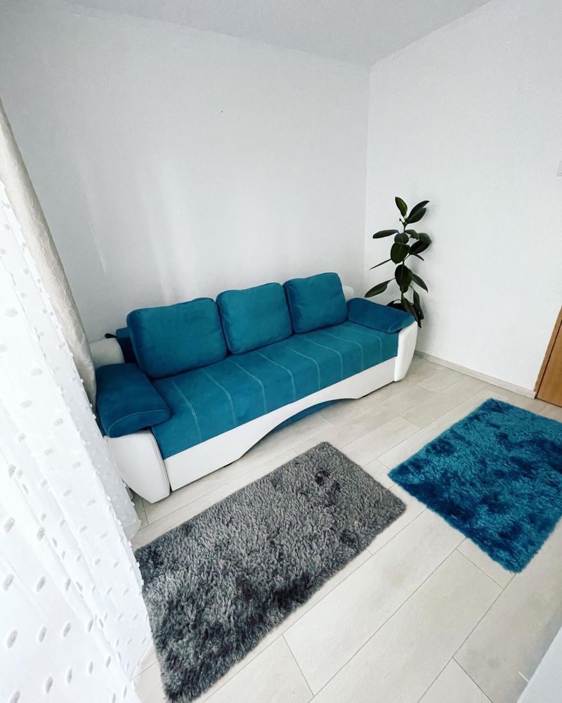 Apartament 3 camere Tractorul - Poză 2