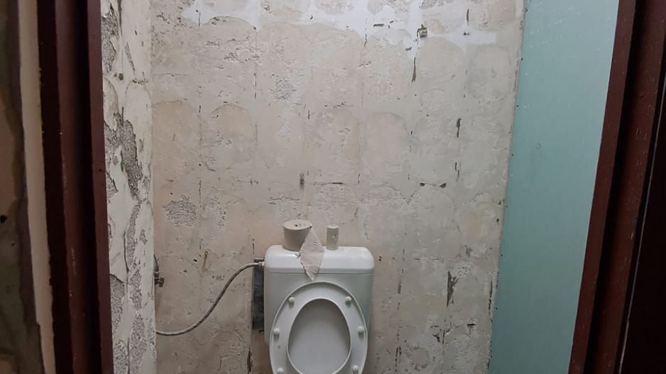 Spatiu comercial vitrina de 20 M - Metrou Eroii Revolutiei S143 - Poză 21