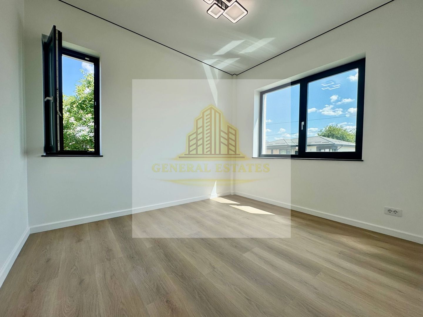 Vânzare Casă în 2 Nivele  - 160 m.p - Vișan. - Poză 19