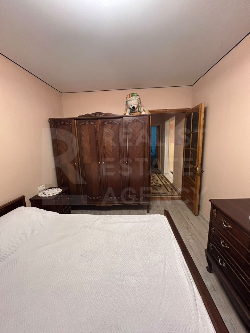 Chirie, apartament 3 camere 70 mp, str. Mihail Lomonosov, Centru - Poză 8