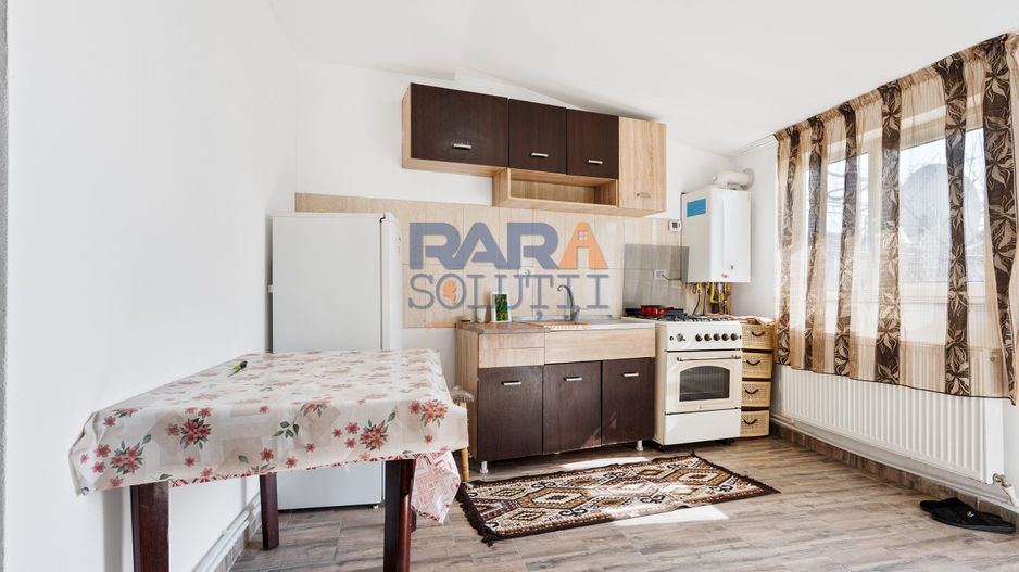 Casă de închiriat - Poză 3