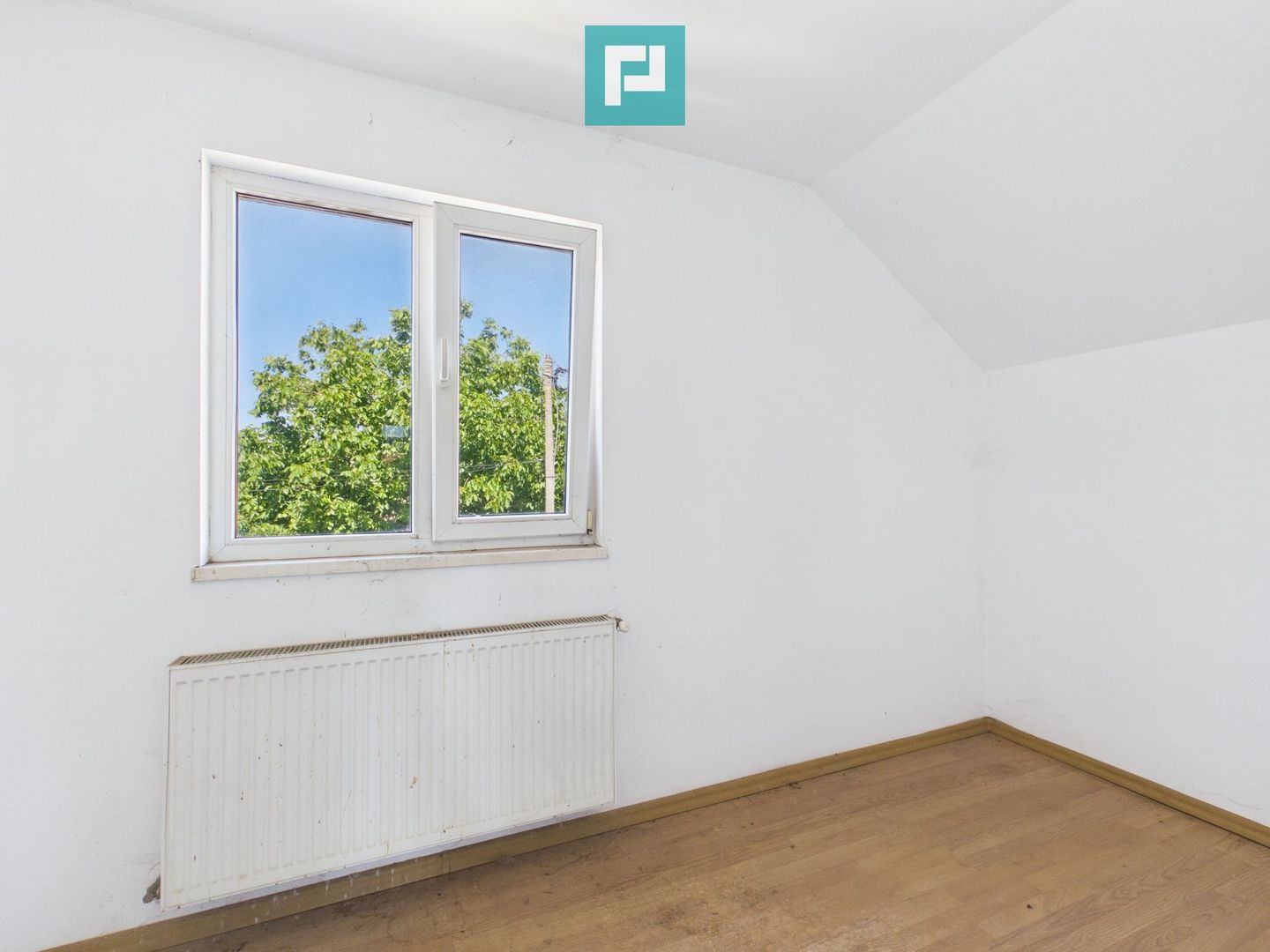 Două duplexuri cu 6 camere, 114mp, zona Confecții - Poză 9