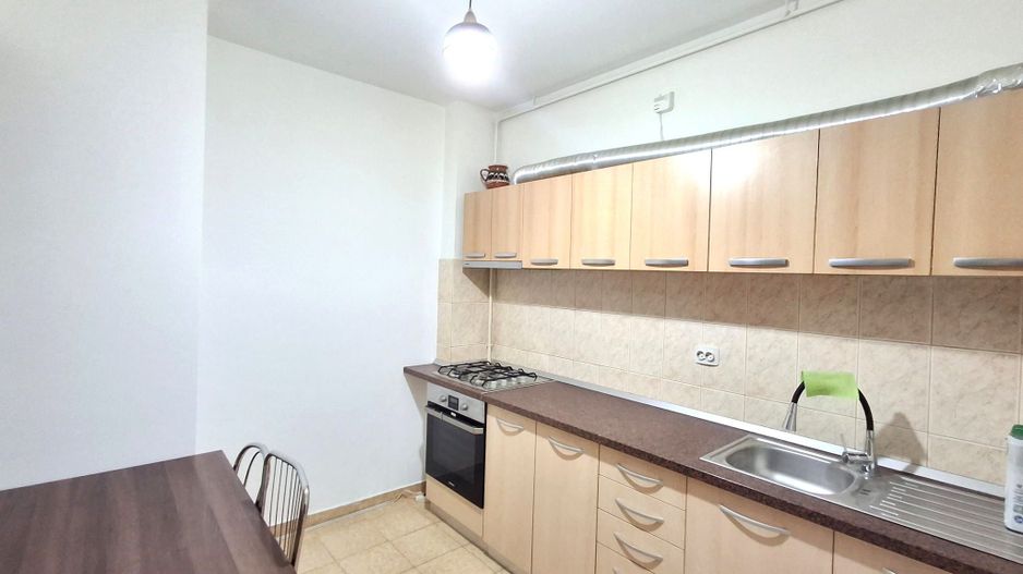 De Vanzare Apartament 2 Camere - Poză 6