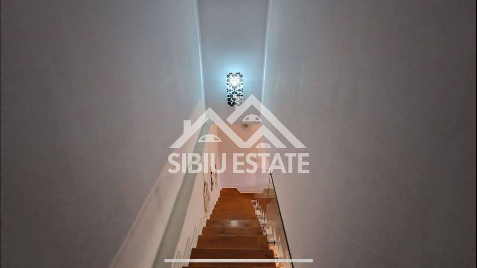 Casa moderna, de inchiriat, cu 3 camere, 2 bai, terasa - Poză 11