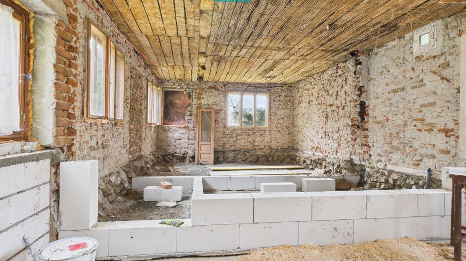 Casă cu teren generos Vărădia de Mureș - Stejar - Poză 33