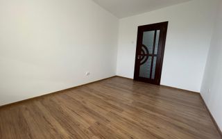 Apartament 3 camere  2 băi | renovat 2025 | parcare - Poză 6
