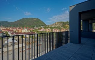 De vanzare Penthouse 2 Nivele | 6 Camere | Racadau | 140mp Utili | terasa 103mp