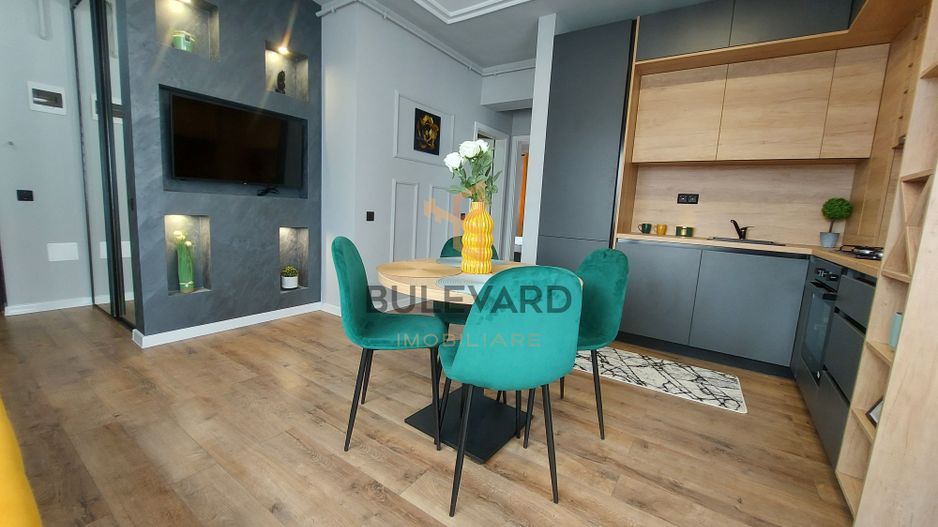 Apartament 3 camere in zona Teilor - Poză 2