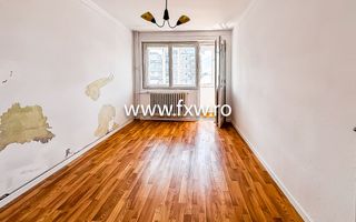 Apartament cu 3 camere, cu balcon la fiecare cameră,  zonă excelentă - Poză 3