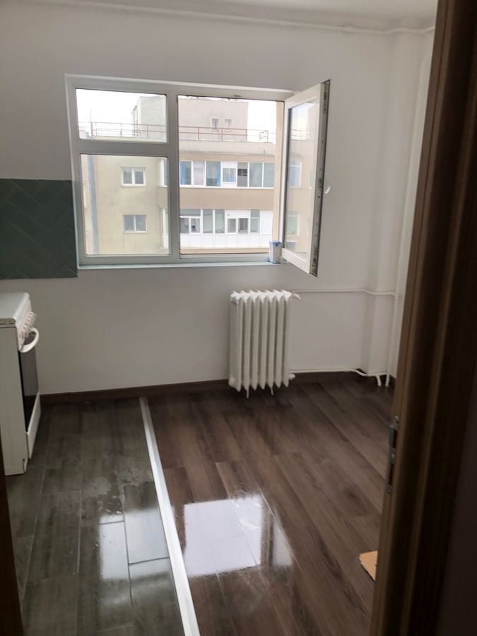 Vanzare Apartament 2 Camere Renovat Modern Vitan/Olimpia/Auchan Cu Etaj Tehnic - Poză 3