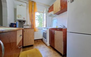 Liber, de vanzare apartament 3 camere Valea Lupului Iasi, baie cu geam - Poză 21