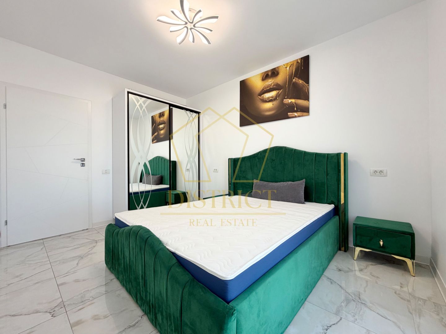 Apartament Superb cu 3 camere mobilat | Etajul 2 cu lift | zona Torontalului. - Poză 2