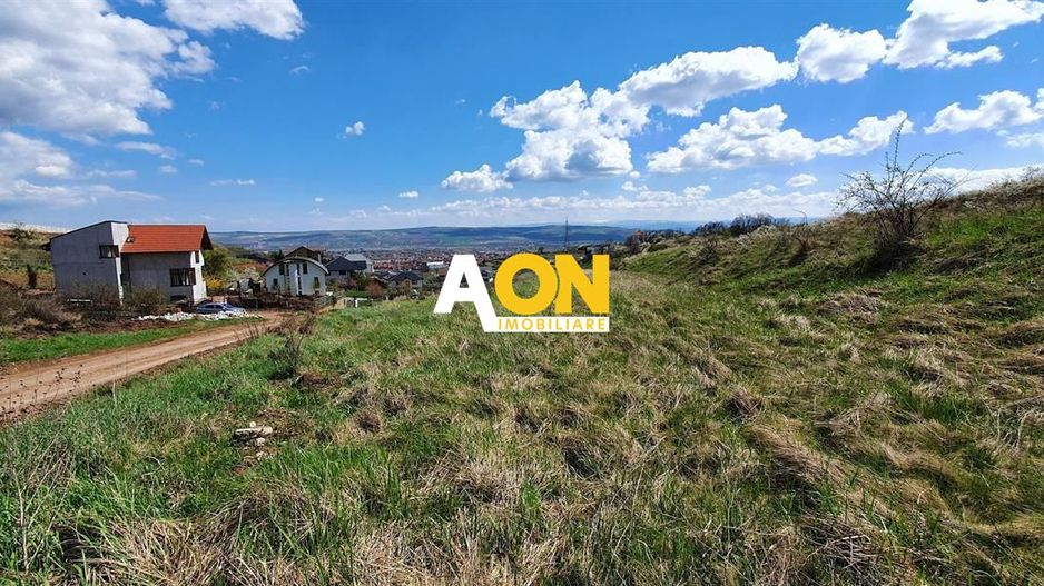 Teren intravilan 2284 mp parcelabil zona Schit toate utilitatile - Poză 2