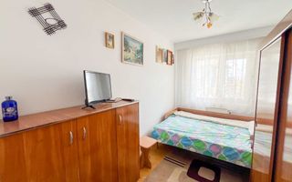 Apartament de vânzare, 3 camere, semidecomandat, mobilat și utilat, Pașcani - Poză 4