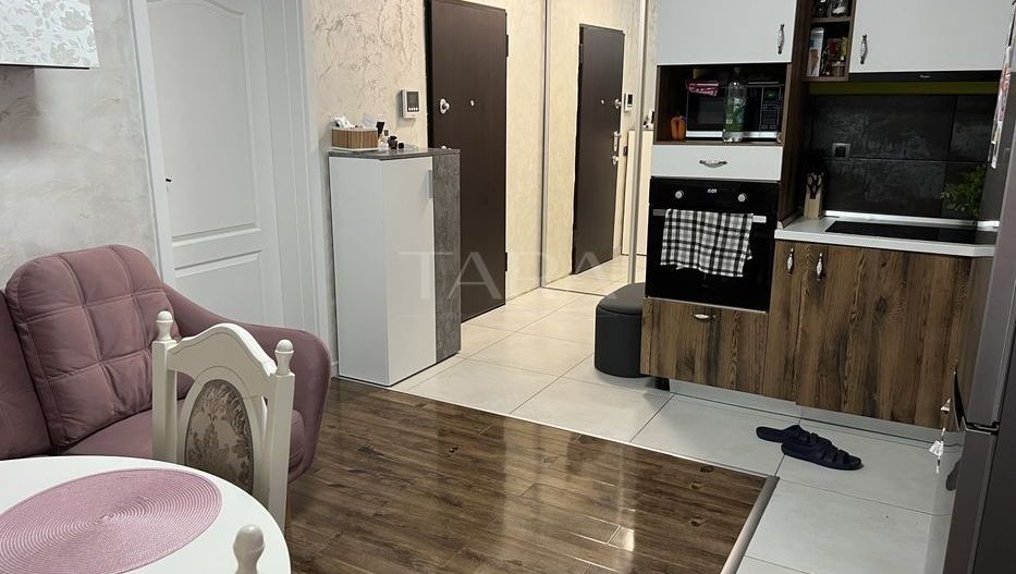 Apartament cu 3 camere de vânzare în zona Donath Park - Poză 1