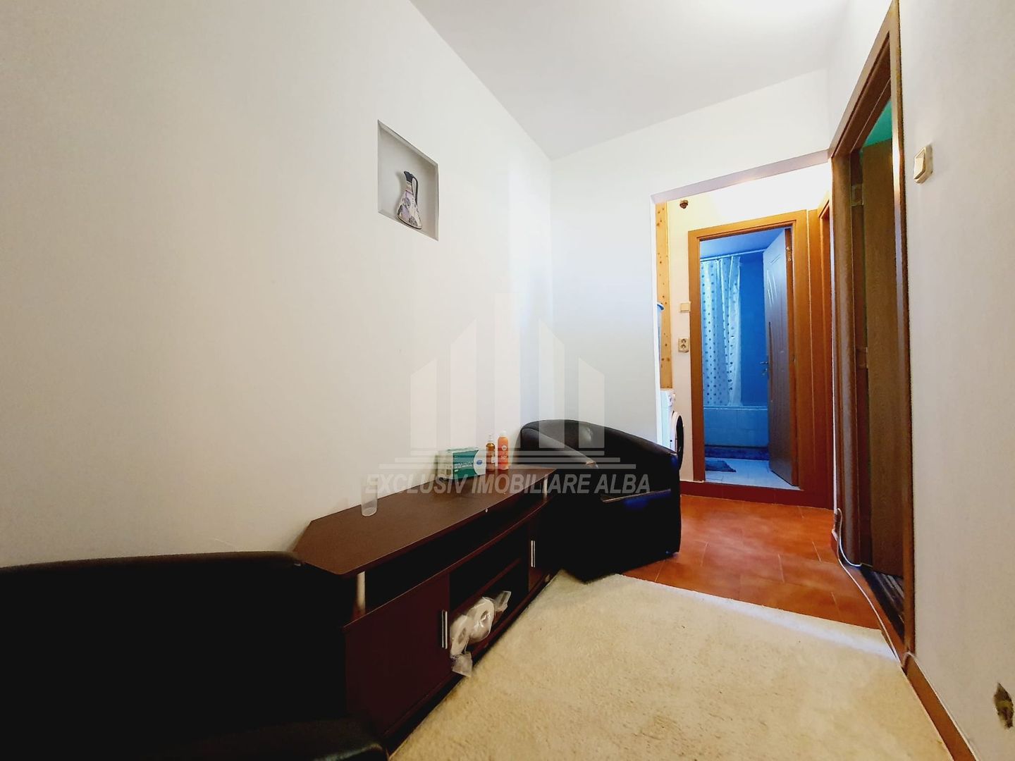 Apartament 3 camere decomandate | 68 mp | Mobilat si utilat | Tolstoi - Poză 3