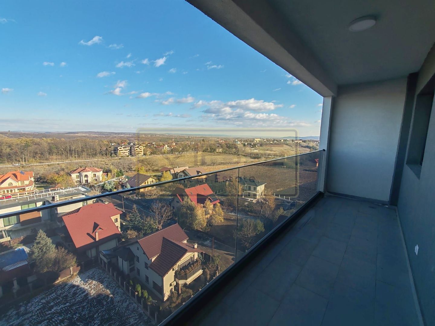 Copou- Sadoveanu- 2 camere -50mp cu View  ! Predare Imediata ! - Poză 2