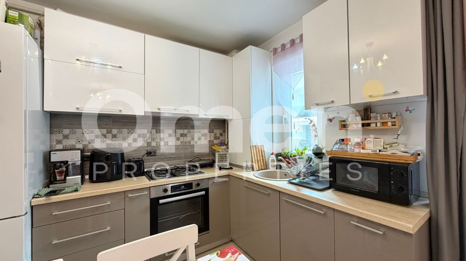 Apartament cu 3 camere si parcare, in bloc nou, zona Lidl Hotvon - Poză 3