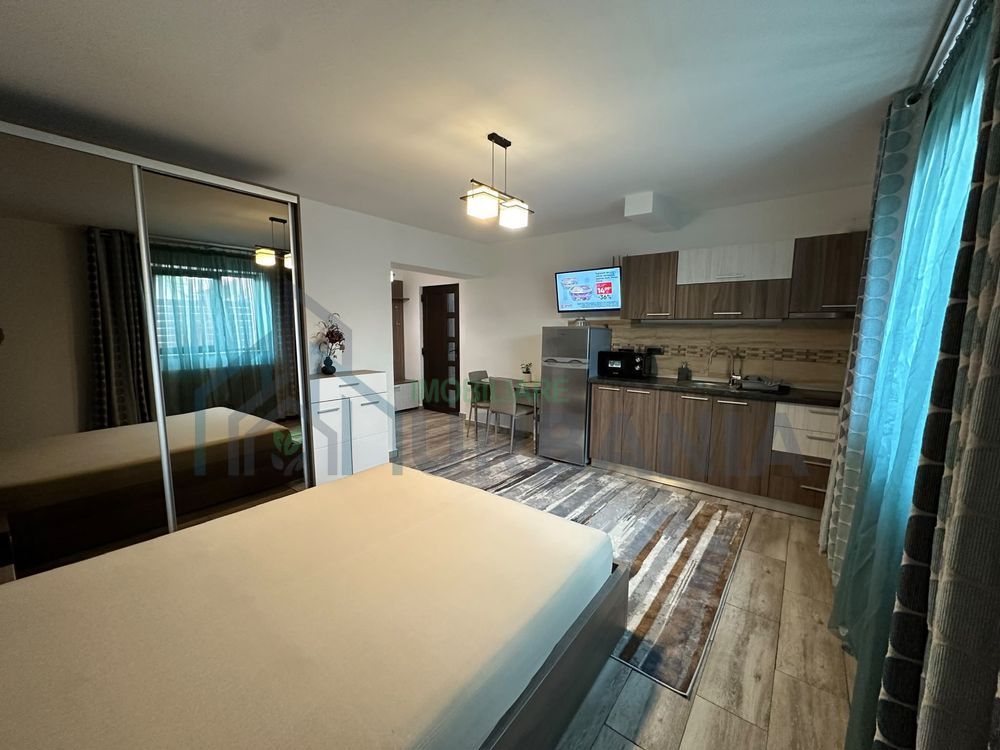Proprietar, apartament 1 camera cu curte, zona Jumbo - Poză 2