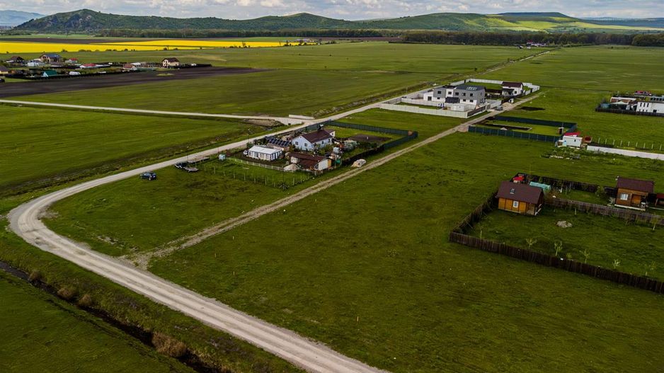 Teren intravilan 872mp, cu priveliste superba, Harman, Brasov - Poză 3